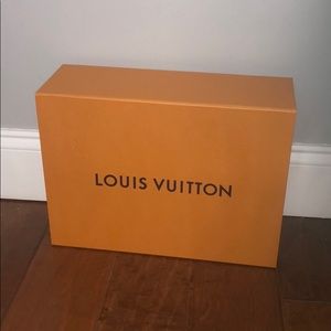 Louis Vuitton box
